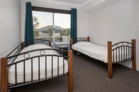 Fairway Isle - Accommodation Cooktown 6