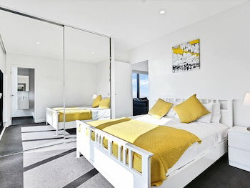 MJ Shortstay Apartments - Platinum Tower - Accommodation Cooktown 2