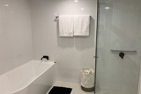 Cosmopolitan Exclusive Rental Apartments - Accommodation Cooktown 7