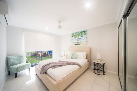 Airlie On Main Street Airlie Beach - Accommodation Cooktown 1