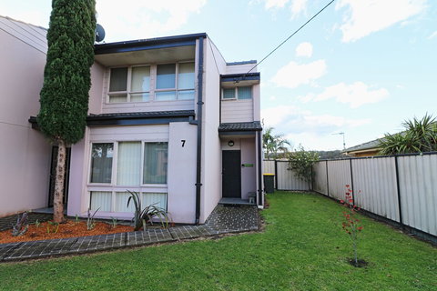 Alloway - Accommodation Cooktown 1