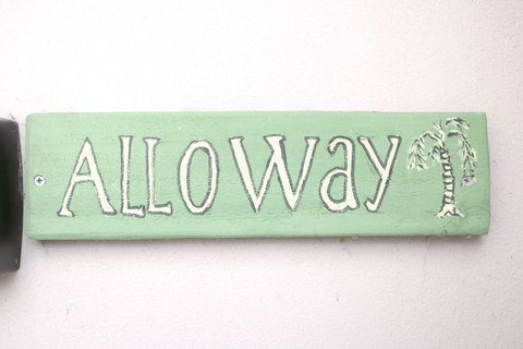 Alloway - Accommodation Cooktown 2