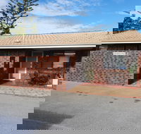 Ocean Beach Chalet 18 - Accommodation Cooktown