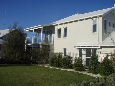 Unit 29 Ledge Point Village - Accommodation Cooktown 5