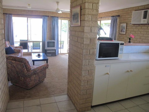 Kalbarri Riverfront Unit - Accommodation Cooktown 4