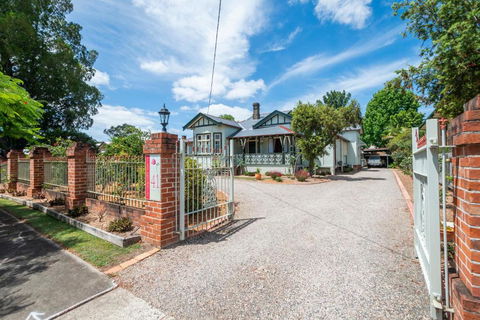 The Rosary - Accommodation Cooktown 3