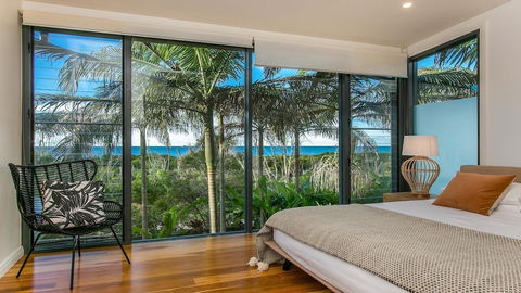 Your Luxury Escape - Kiah 11 Beach House - Accommodation Cooktown 4