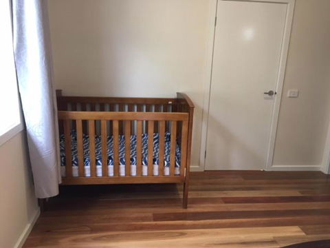 Unit2B - Accommodation Cooktown 5