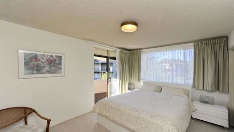 Right On The Sands At Little Beach & Walk To The Heart Of Nelson Bay - Accommodation Cooktown 1