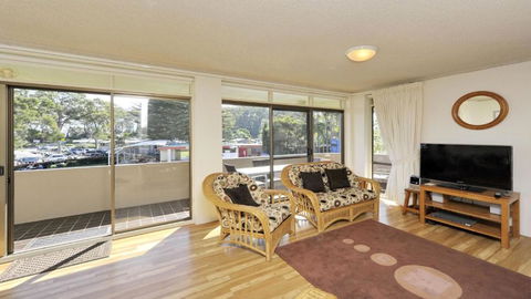 Right On The Sands At Little Beach & Walk To The Heart Of Nelson Bay - Accommodation Cooktown 2