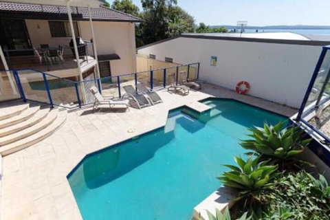 Kallaroo Street 3 Corlette - Accommodation Cooktown 4