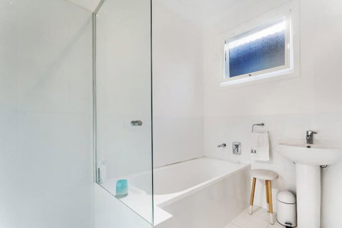 Luxury On Dutchmans Beach! - Accommodation Cooktown 3