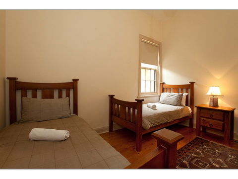 Fairholme Townhouse - Accommodation Cooktown 1
