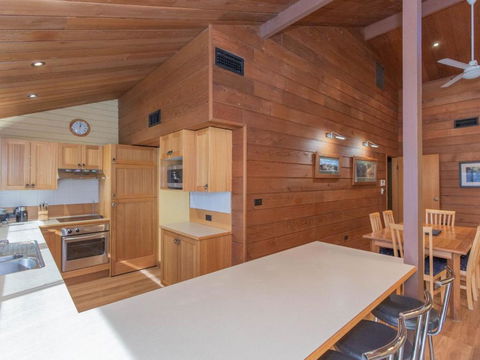 Ibis 19 McLure Circuit - Accommodation Cooktown 1