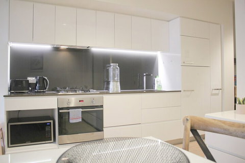 MH Private Apartments The William - Accommodation Cooktown 5