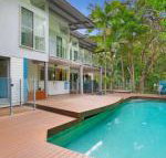 2 Satinwood Drive Rainbow Shores Executive Level Beach House Pool Walk to Beach - Accommodation Cooktown