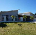 Seadaze 1 Rainbow Beach Gorgeous unit close to the beach Aircon Pool - Accommodation Cooktown