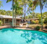8 Satinwood Drive Rainbow Shores Architecturally Designed Pool Walk to Beach - Accommodation Cooktown