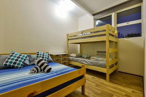 Exmouth Villas Unit 37 Beautifully Appointed Villa Close To Town Centre - Accommodation Cooktown 4