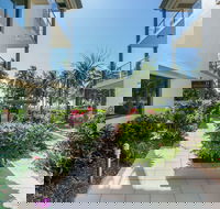 Beachfront Apartment with Ocean Views - Accommodation Cooktown