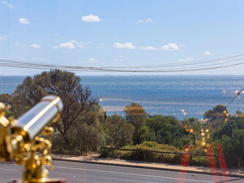 BEACH BELLE MORNINGTON - Accommodation Cooktown 6