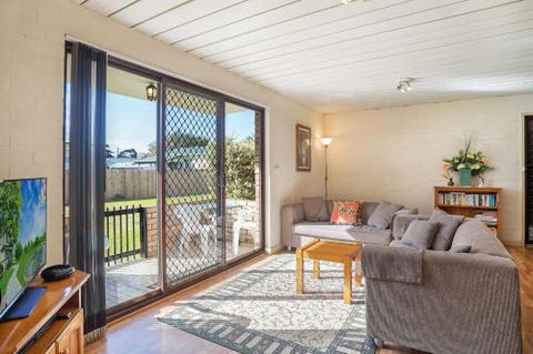 Apollo Unit 27 - Accommodation Cooktown 3