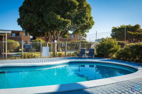 Apollo Unit 21 - Accommodation Cooktown 1