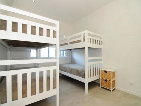 BEACH RETREAT At PALM COVE - Accommodation Cooktown 5