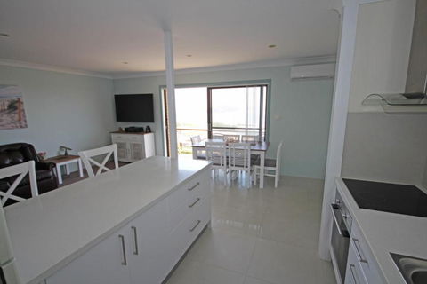 Beacon Heights Coffs Jetty - Accommodation Cooktown 6
