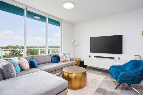 Luxurious 2bed 2bath APT With Parking@southport - Accommodation Cooktown 4