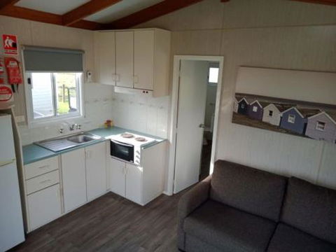 Lang Lang Caravan Park - Accommodation Cooktown 2