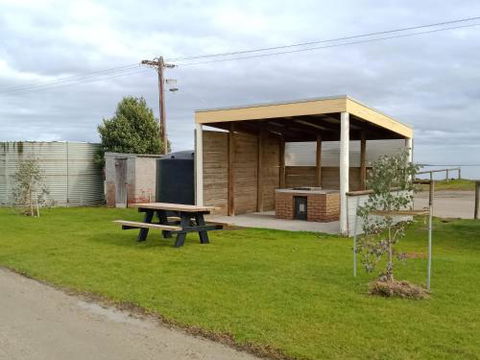 Lang Lang Caravan Park - Accommodation Cooktown 6