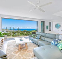 Unit 6 Rainbow Sea Rainbow Beach Amazing Ocean Views Aircon Wi Fi Pool Walk to Beach - Accommodation Cooktown