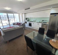 just listed Bolton St. 1br 350m walk to Newcastle beach  Wifi end Eand - Accommodation Cooktown