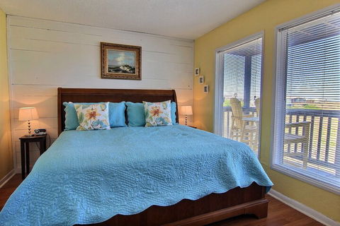 The Pier Coogee - Accommodation Cooktown 4