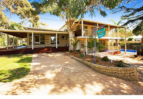 Beach House Units - 3 - Accommodation Cooktown 1