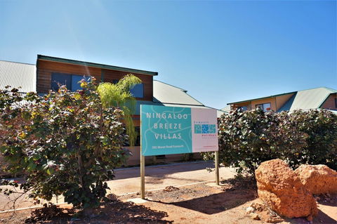 Ningaloo Breeze Villa 4 - Accommodation Cooktown 3