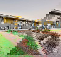 Getaway Villas Unit 38 12 - Accommodation Cooktown