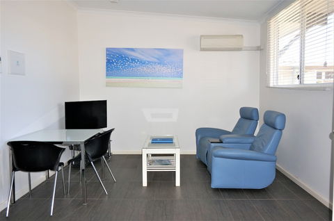 Getaway Villas Unit 38 2 - Accommodation Cooktown 6