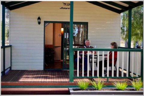 Apex RiverBeach Holiday Park - Accommodation Cooktown 3