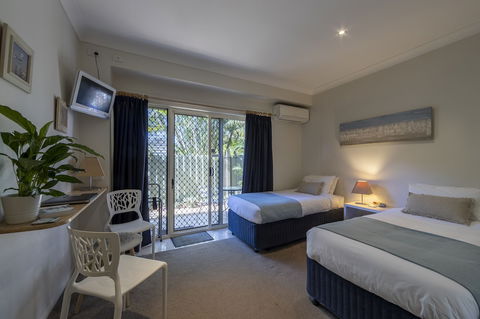 Beach House Bed & Breakfast - Accommodation Cooktown 0