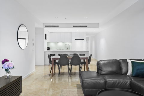 Melbourne Holiday Apartments Flinders Wharf - Accommodation Cooktown 1