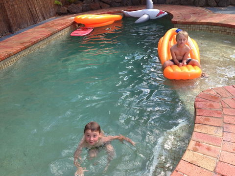 Surf City Motel - Accommodation Cooktown 2