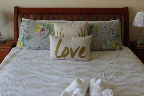 Australian Home Away At Doncaster Elgar - Accommodation Cooktown 3