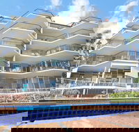 Bayview Beach Holiday Apartments - Accommodation Cooktown