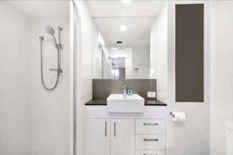The Hill Apartments - Accommodation Cooktown 7