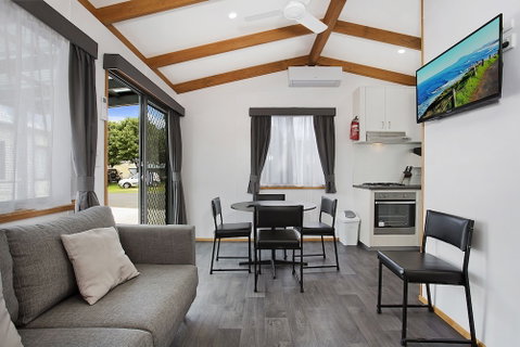 Warrnambool Holiday Village - Accommodation Cooktown 5