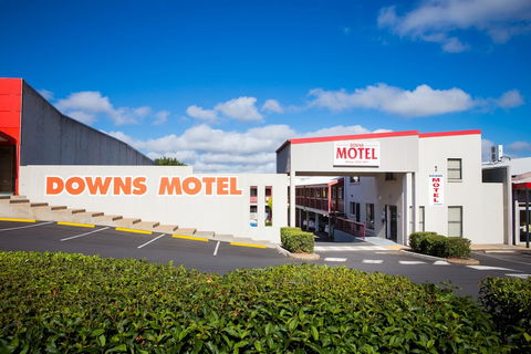 Downs Motel - Accommodation Cooktown 2