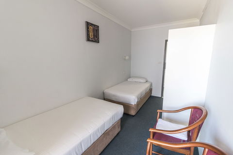 Port Aloha Motel - Accommodation Cooktown 4