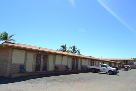 The Lodge Motel - Accommodation Cooktown 4
